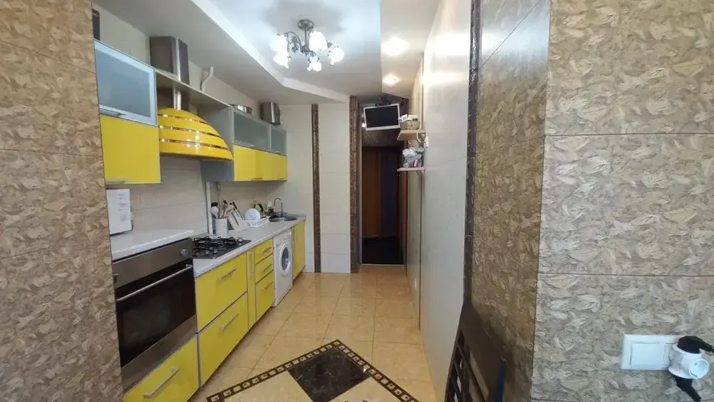 3-к. квартира 76 кв.м, 5/12