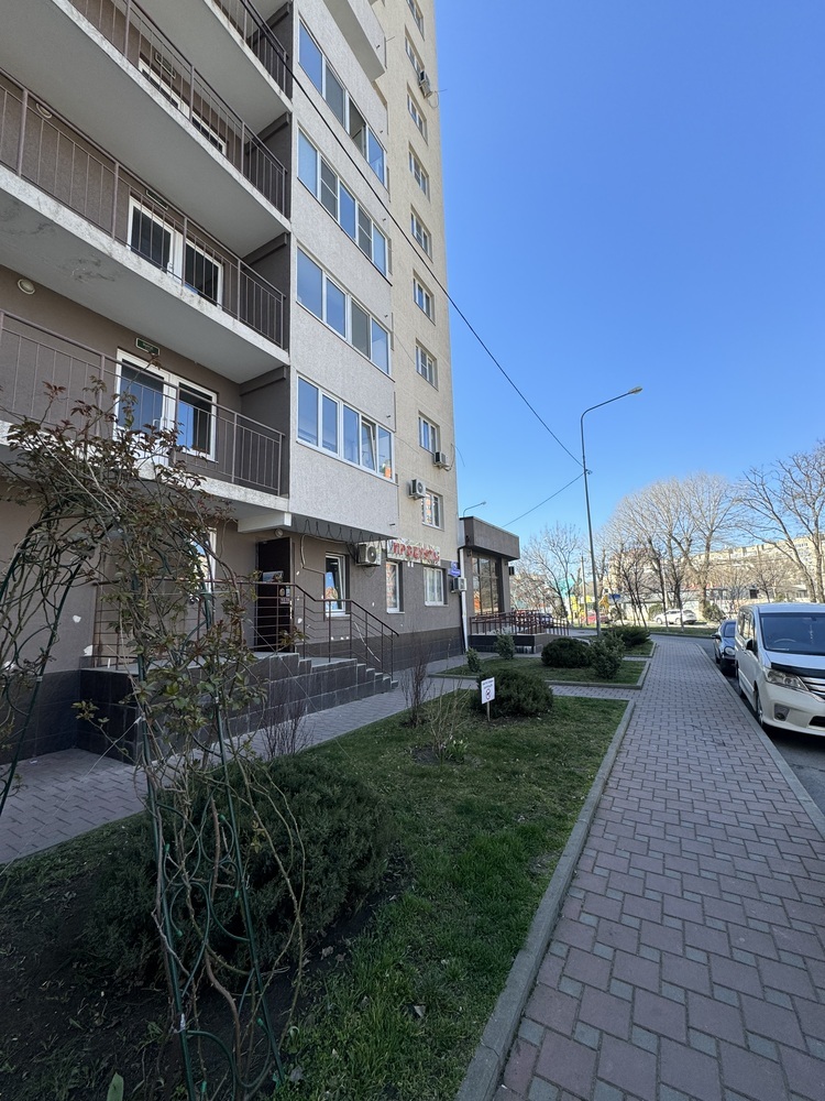 2-к. квартира 72.8 кв.м, 6/12