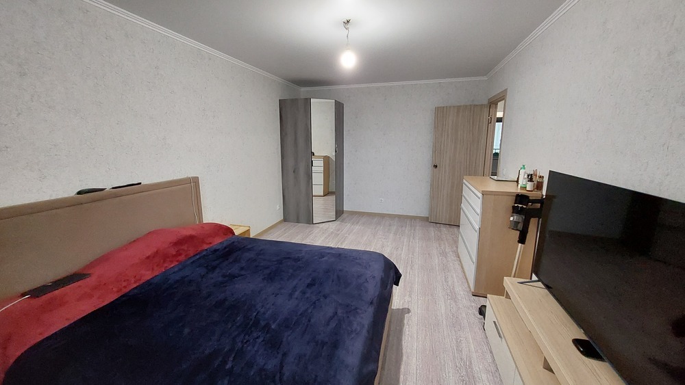 3-к. квартира 90 кв.м, 3/16
