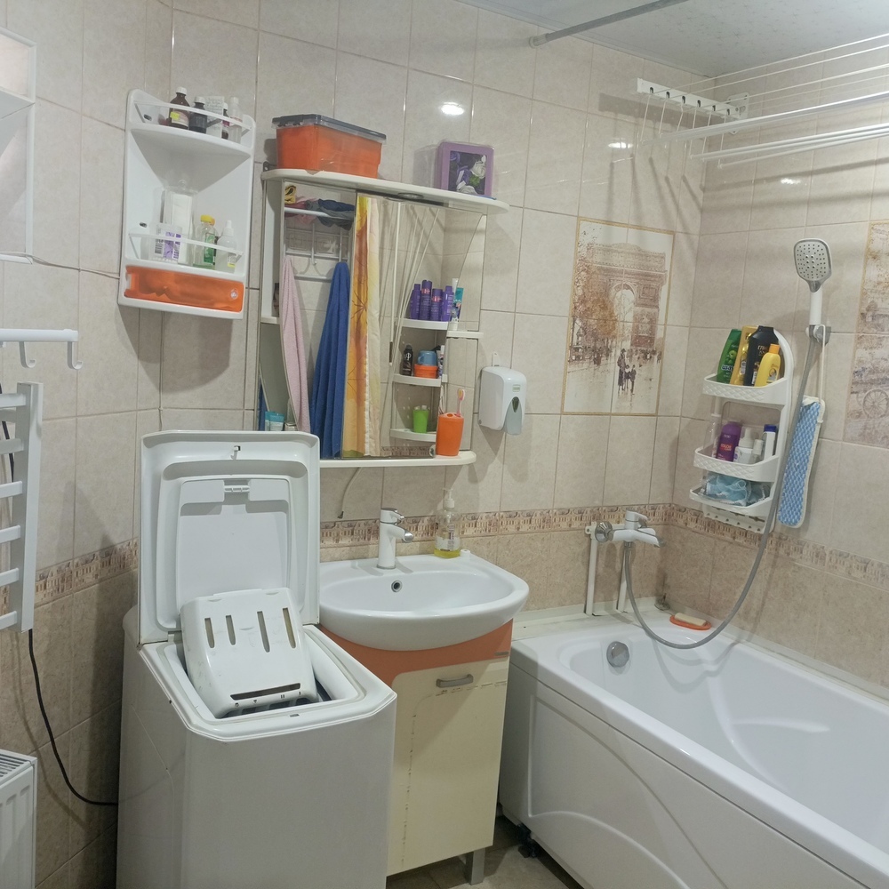 2-к. квартира 52 кв.м, 1/1