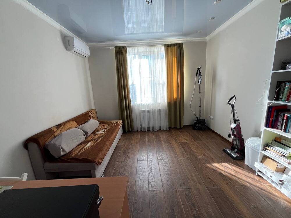 2-к. квартира 68 кв.м, 6/10