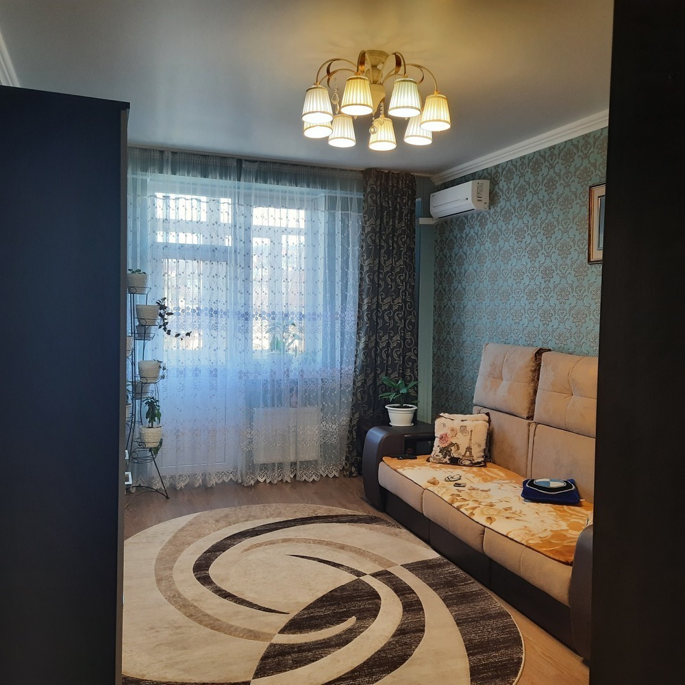 2-к. квартира 52 кв.м, 2/4