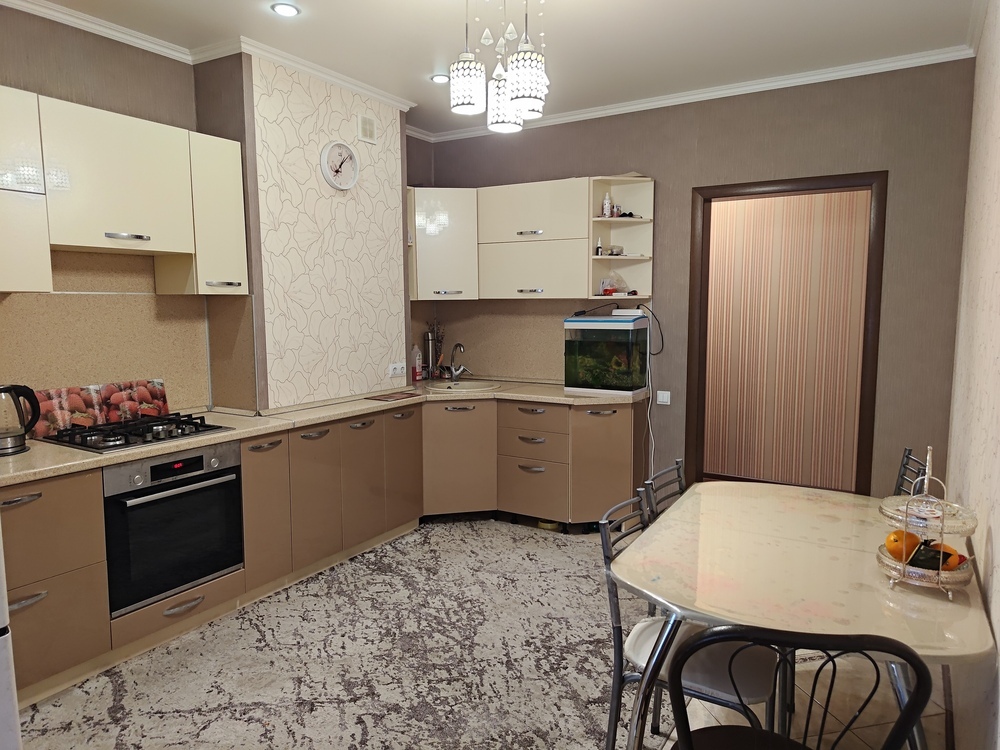 1-к. квартира 49 кв.м, 3/9