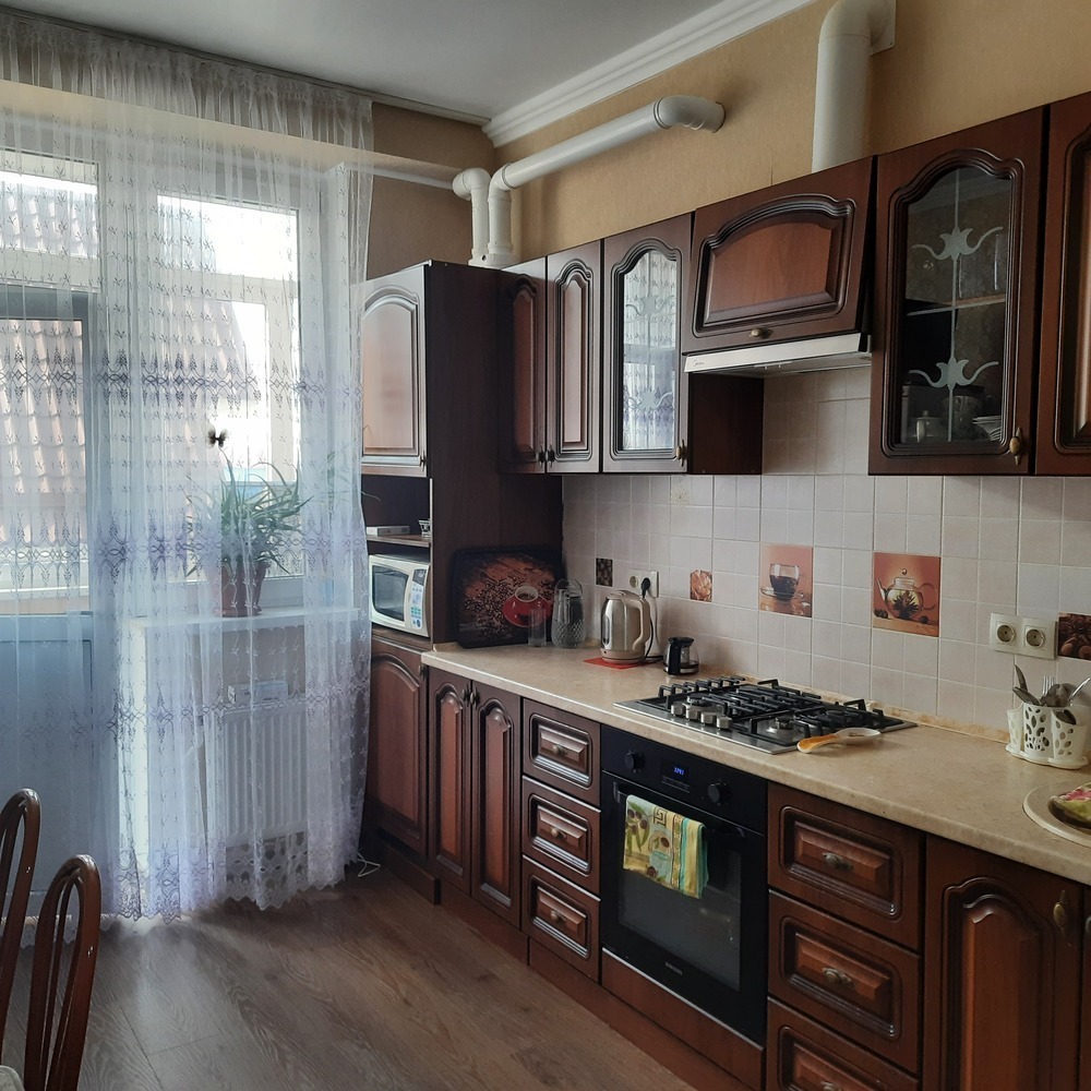 2-к. квартира 52 кв.м, 2/4