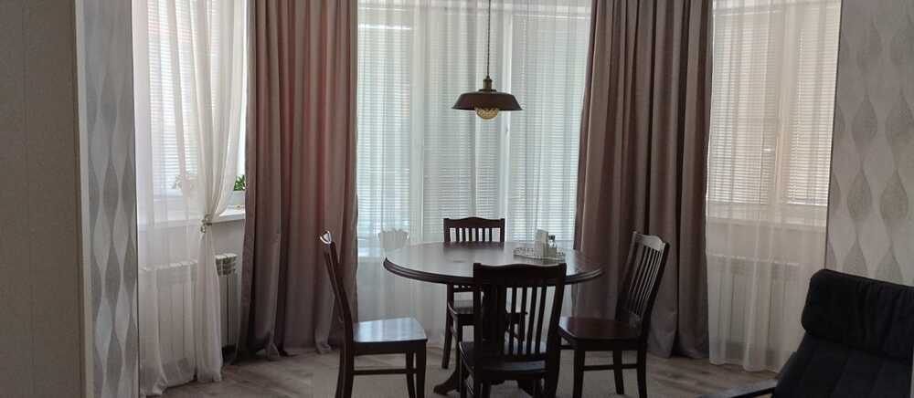 3-к. квартира 130 кв.м, 3/9