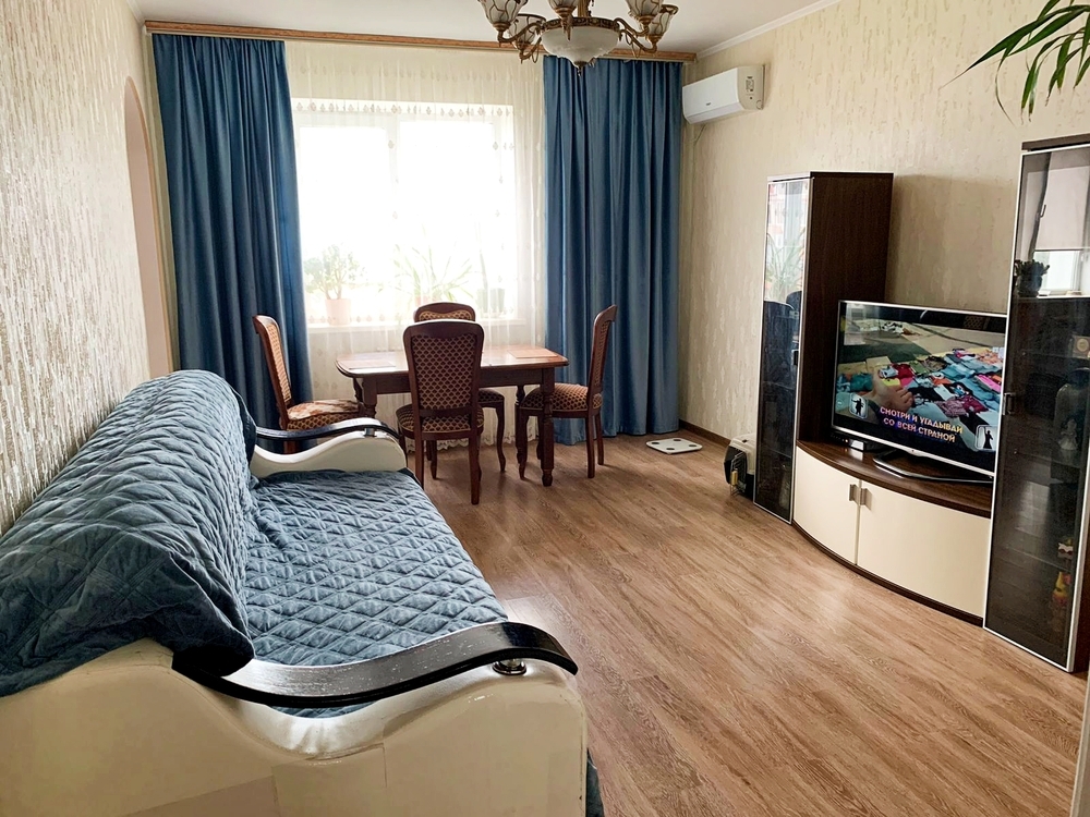 3-к. квартира 74.4 кв.м, 4/9