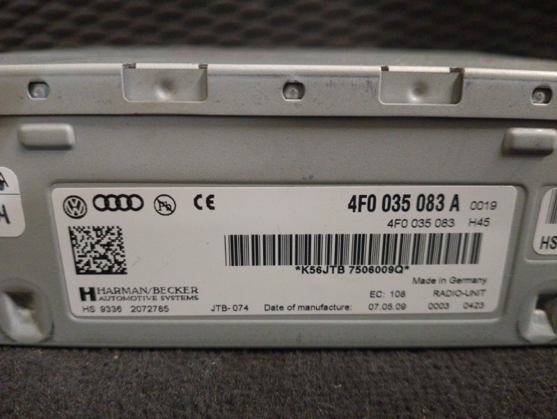 Блок управления магнитолы на Audi A6 C6 4F / Ауди А6 С6 4Ф 2006-2012г.\nОригинал.\nВ отличном состоянии. Без дефектов.\nГарантия на установку и проверку.\nКонтрактная запчасть из Японии. \nОтправим в регионы ТК.\nНа этот автомобиль есть и другие запчасти.