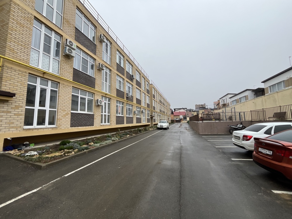 1-к. квартира 40 кв.м, 1/3