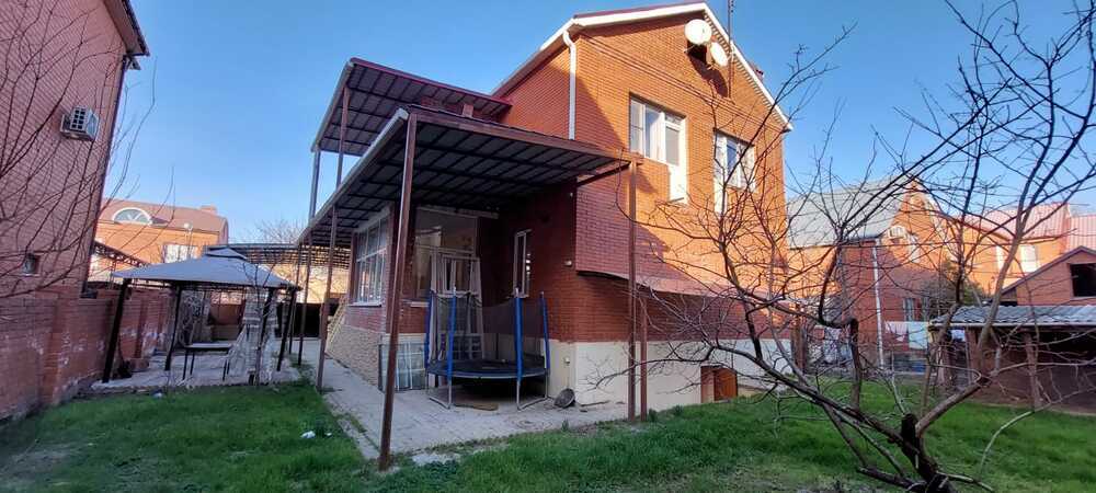 Дом 259 кв.м на участке 5.2 сот