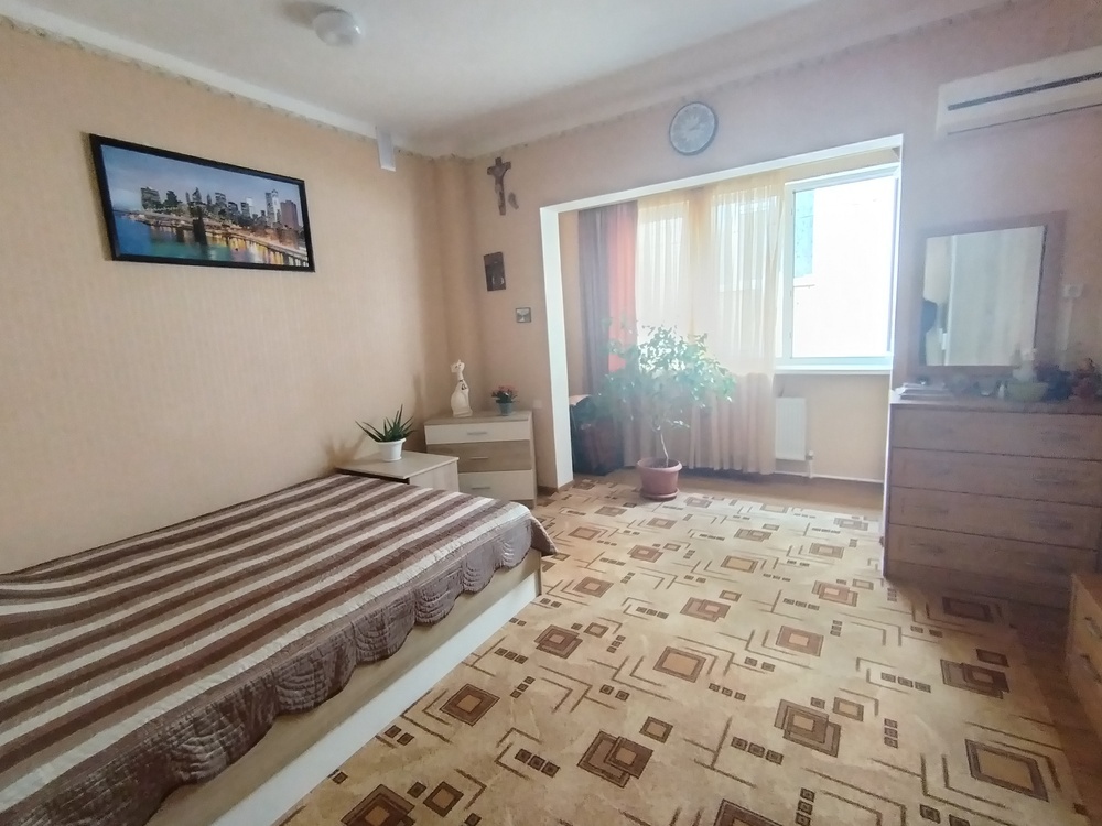 3-к. квартира 97 кв.м, 1/3