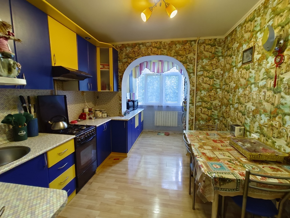 3-к. квартира 72 кв.м, 4/5