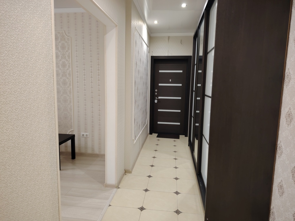 2-к. квартира 72 кв.м, 9/9
