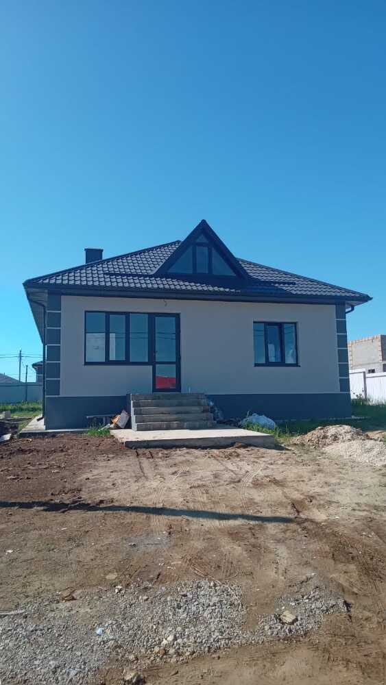 Дом 100 кв.м на участке 6 сот