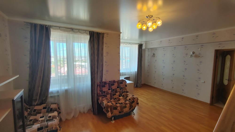 3-к. квартира 130 кв.м, 7/8