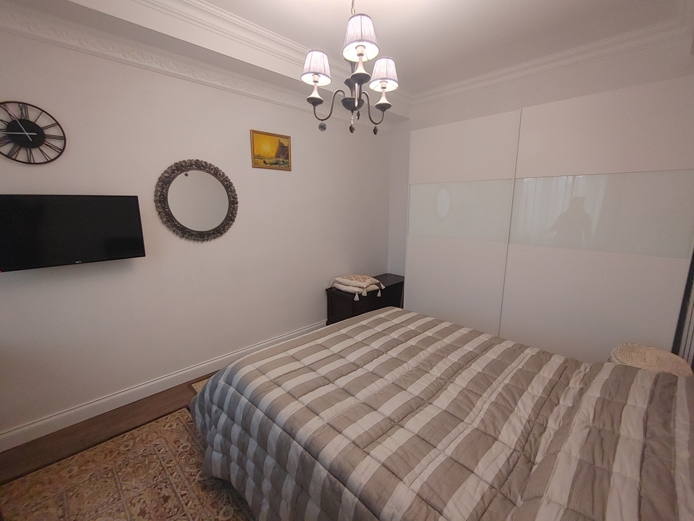 2-к. квартира 67 кв.м, 2/4