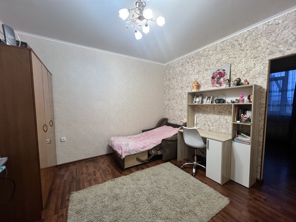 3-к. квартира 106 кв.м, 2/5