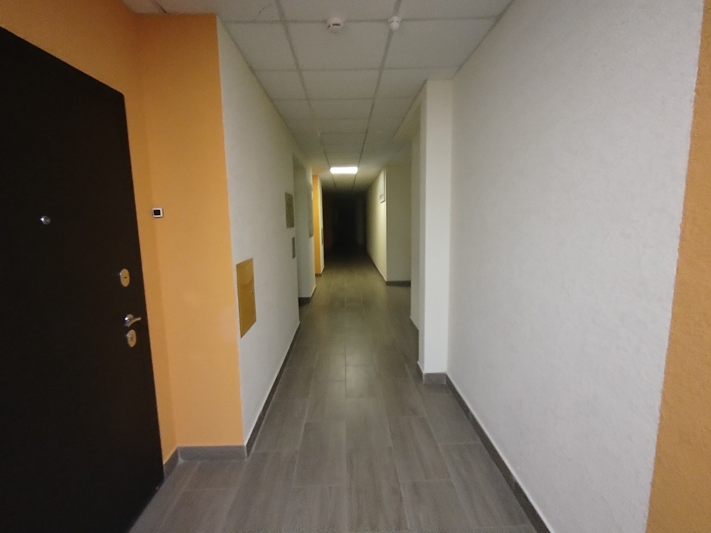 2-к. квартира 68 кв.м, 1/12
