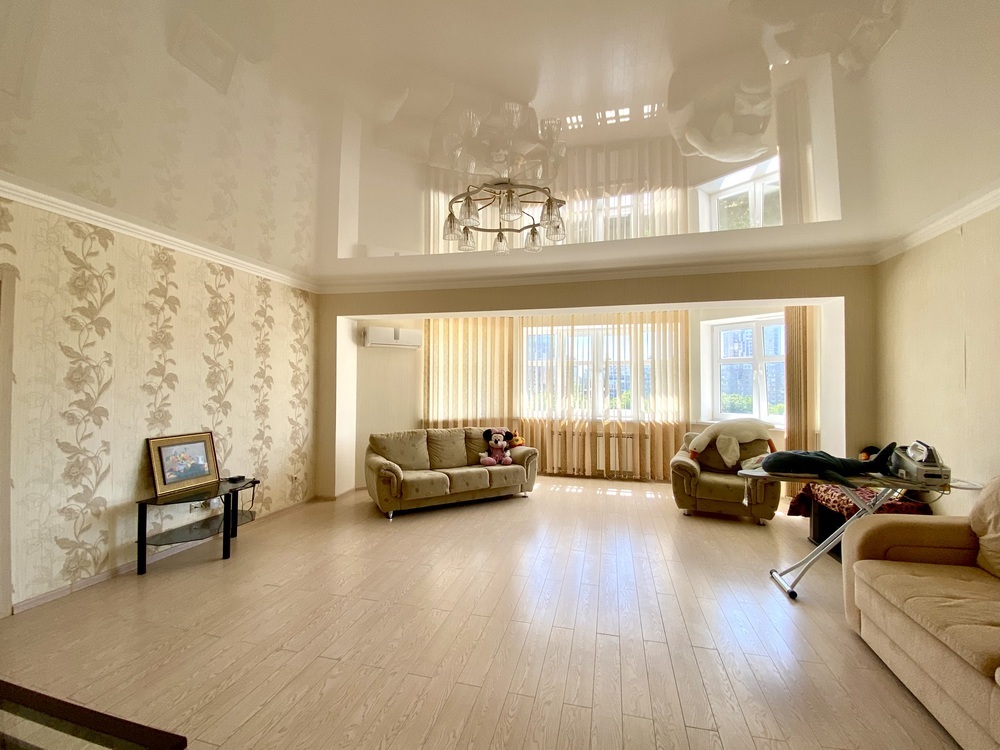 2-к. квартира 112.4 кв.м, 5/9