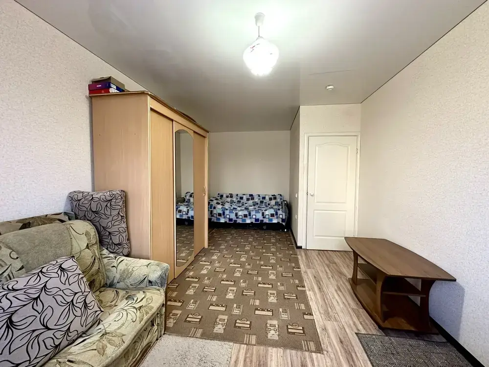 1-к. квартира 37 кв.м, 2/12
