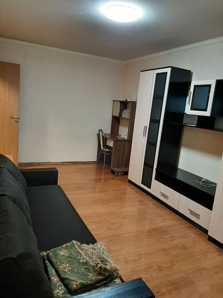 1-к. квартира 40 кв.м, 8/10