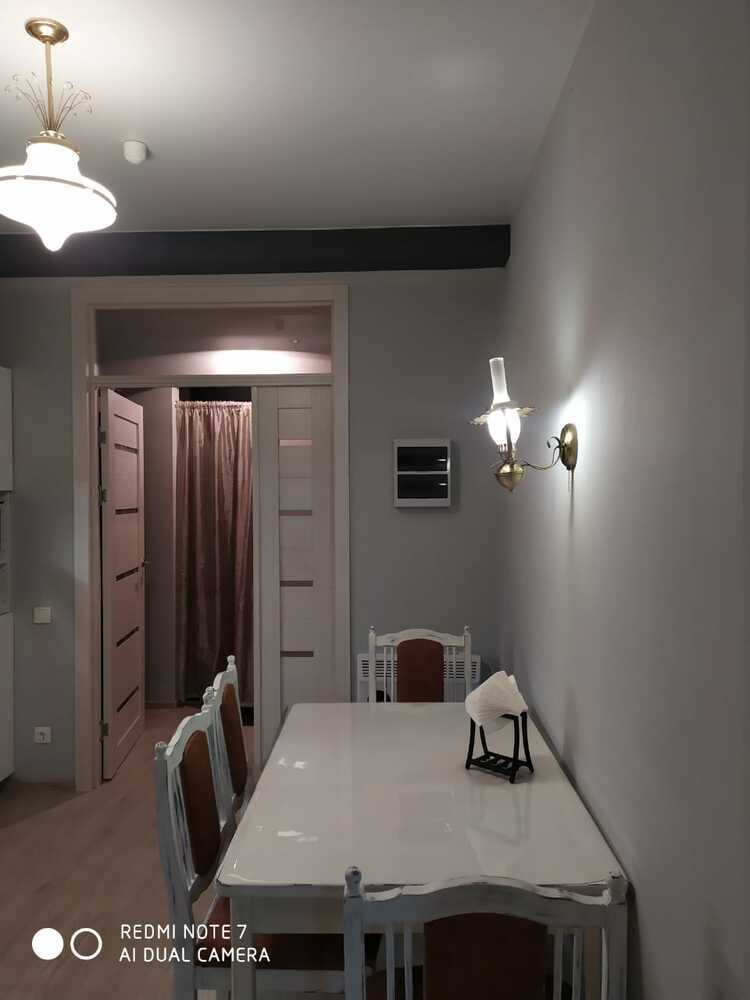 2-к. квартира 52 кв.м, 1/4