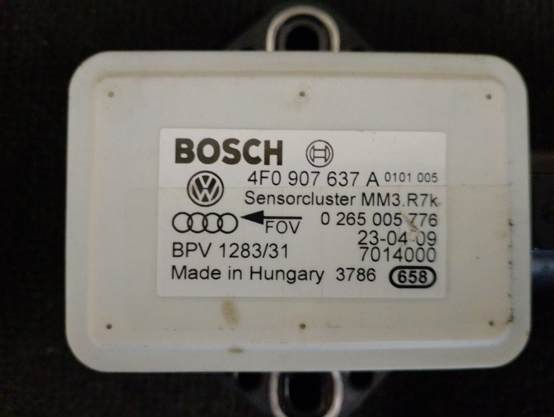 Датчик ускорения на Audi A6 C6 4F / Ауди А6 С6 4Ф 2006-2012г.\nОригинал.\nВ отличном состоянии. Без дефектов.\nГарантия на установку и проверку.\nКонтрактная запчасть из Японии. \nОтправим в регионы ТК.\nНа этот автомобиль есть и другие запчасти.