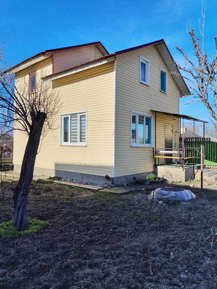 Дом 82 кв.м на участке 5 сот