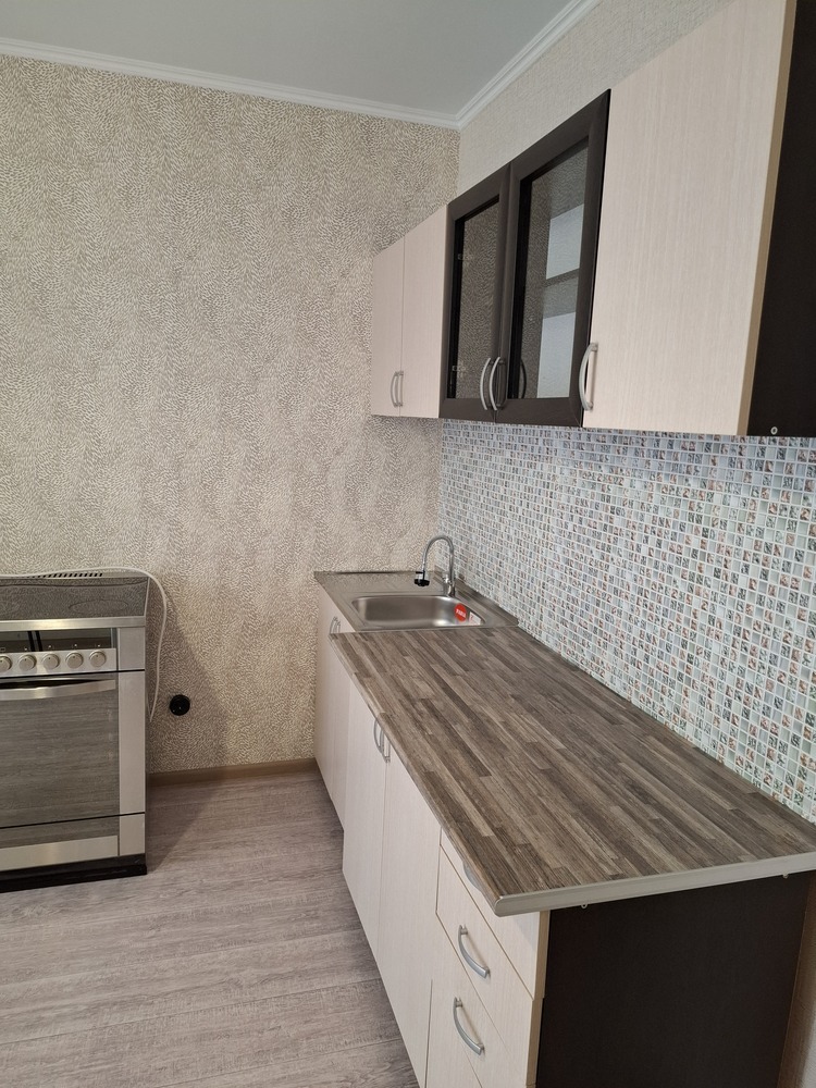 1-к. квартира 37.4 кв.м, 13/16