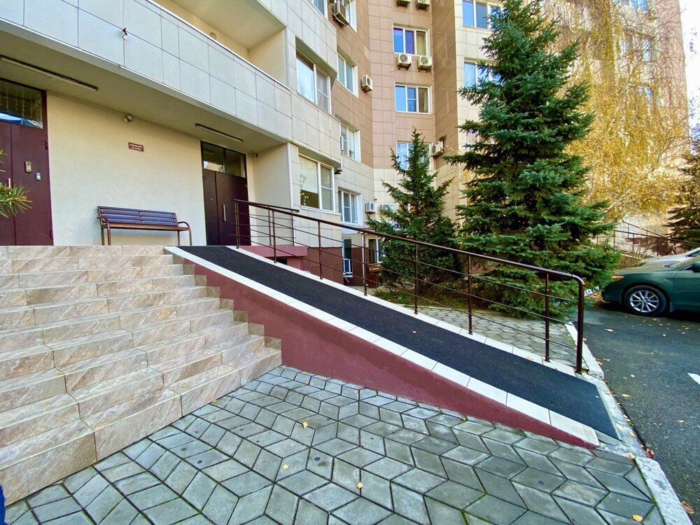 1-к. квартира 60 кв.м, 2/14