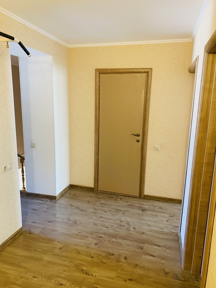 3-к. квартира 109 кв.м, 5/6