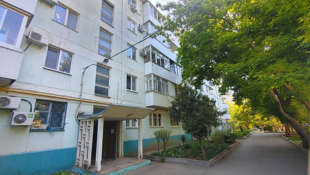 2-к. квартира 46 кв.м, 2/5
