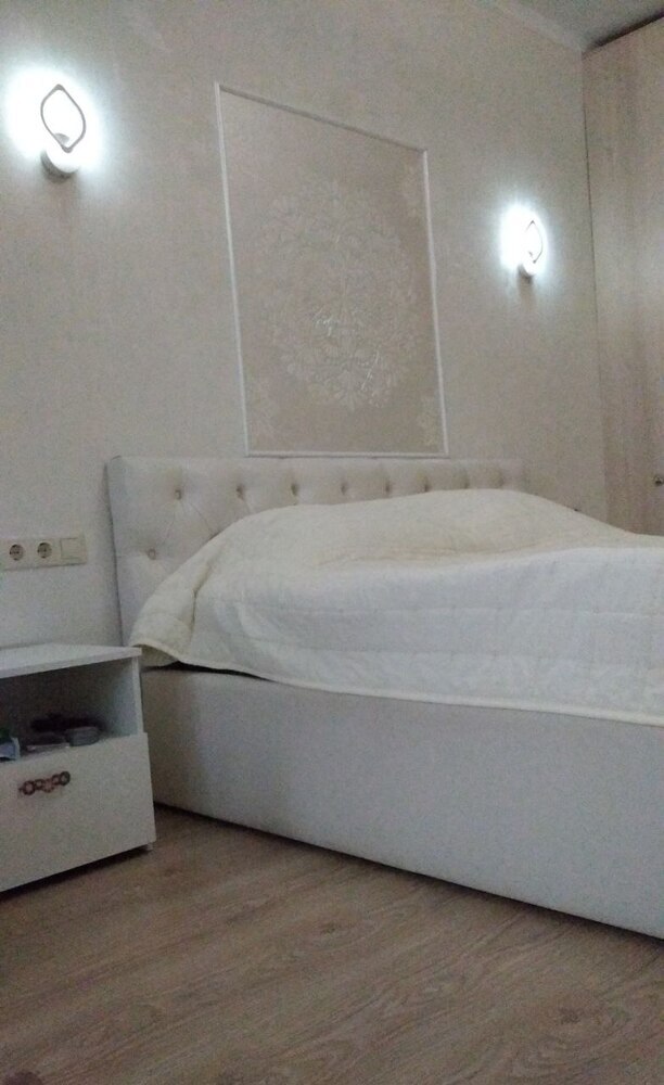 2-к. квартира 79 кв.м, 17/17
