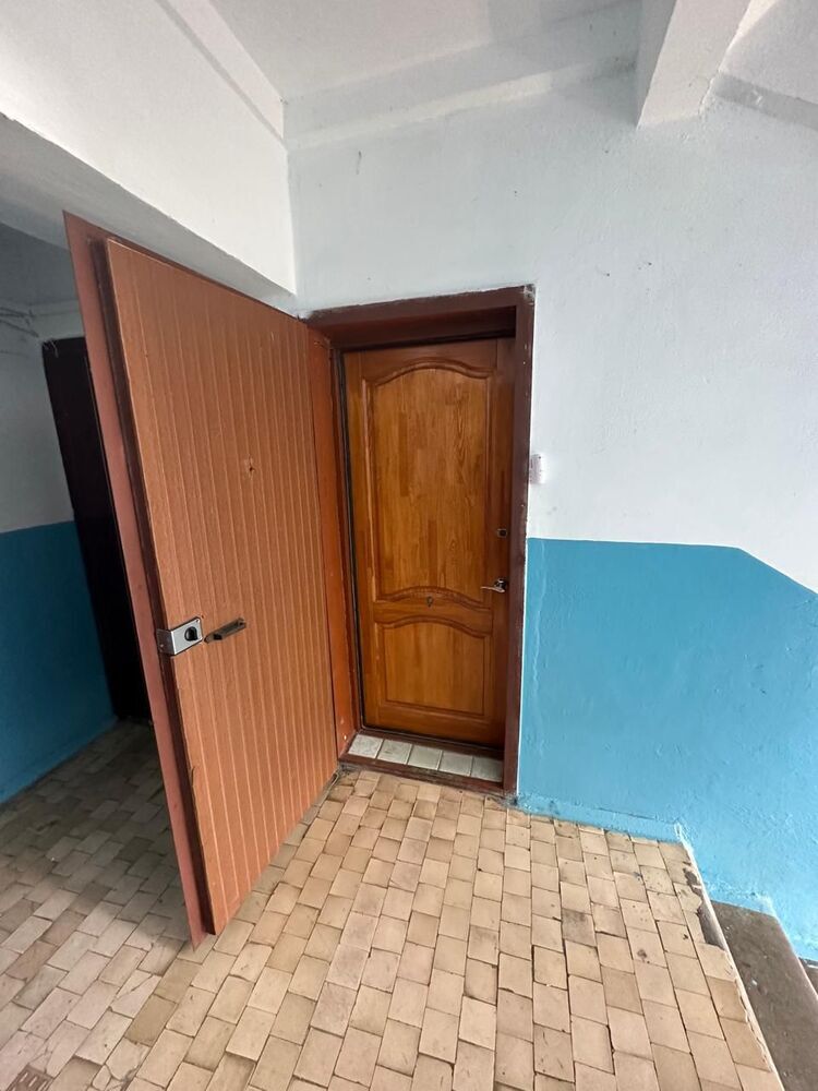 2-к. квартира 40 кв.м, 4/5