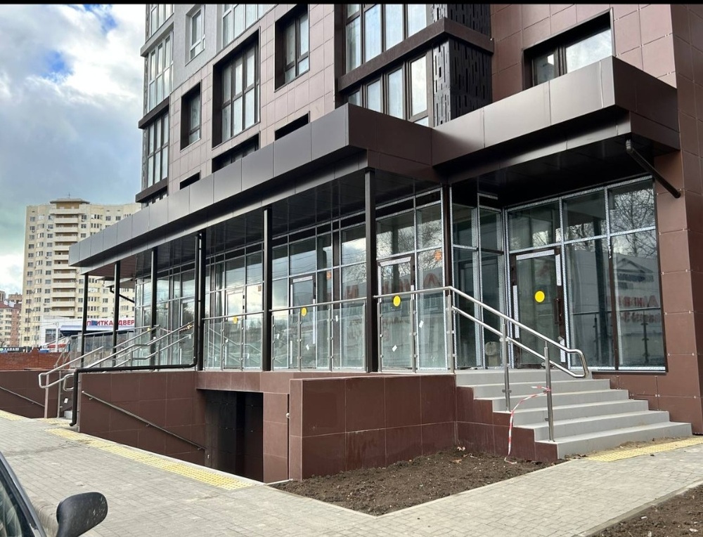 1-к. квартира 45 кв.м, 3/16