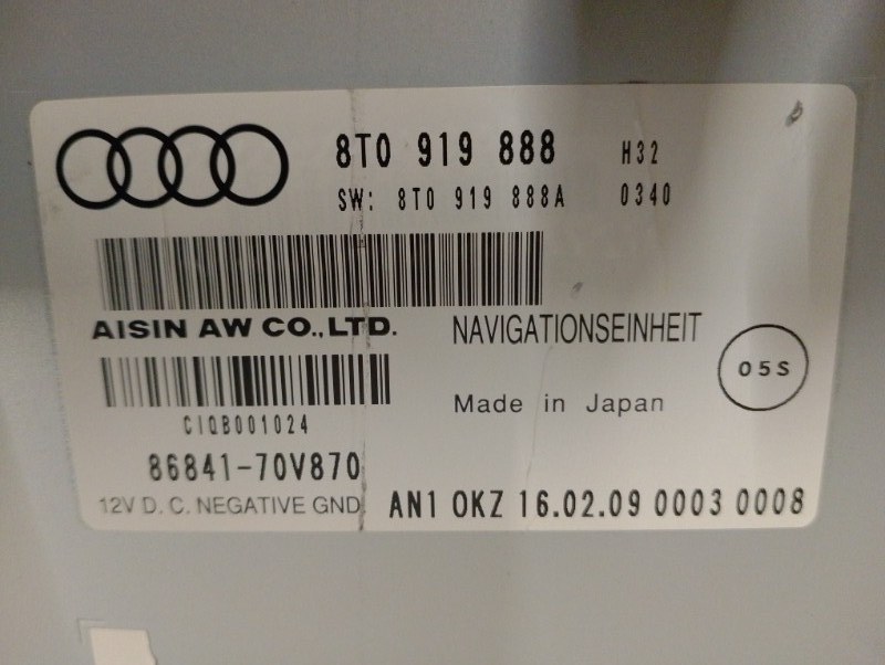 Блок управления навигацией на Audi A4 B8 / Ауди А4 Б8 2007-2015г.\nОригинал.\nВ отличном состоянии. Без дефектов.\nГарантия на установку и проверку.\nКонтрактная запчасть из Японии. \nОтправим в регионы ТК.\nНа этот автомобиль есть и другие запчасти.