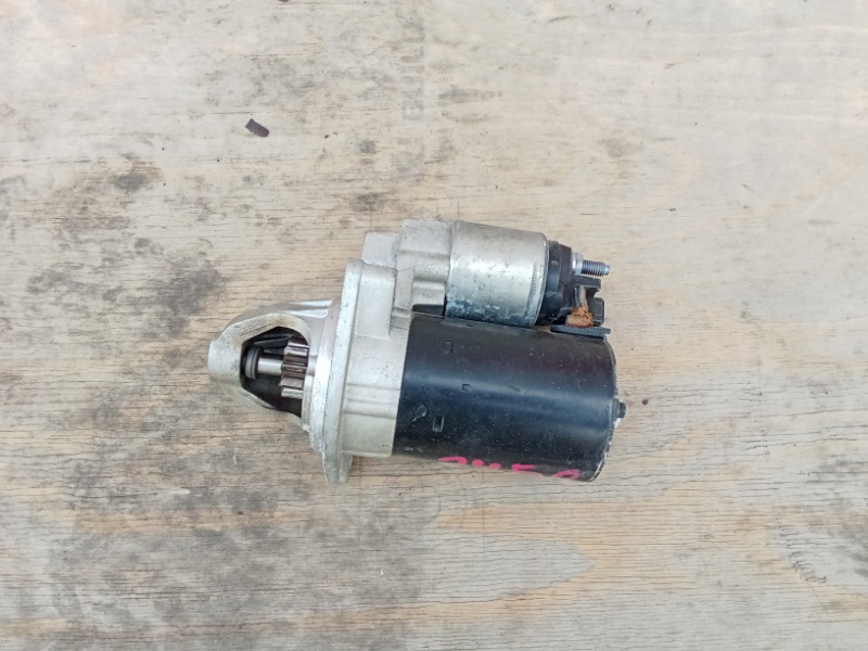 Стартер на BMW 3 E90 E91 BMW 3 E90 E91 / БМВ 3 Е90 Е91 2005-2010г. \nОригинал. \nВ отличном состоянии. \nБез дефектов. \nКонтрактная запчасть из Японии. Пробег 75000 км по Японии. \nБез пробега по РФ. \nОтправим в регионы ТК.\nПрименимость:\nBMW 1-serie E