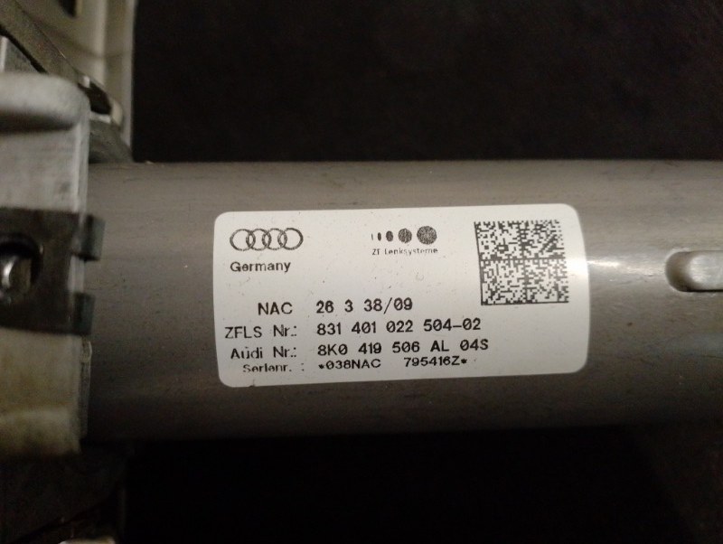 Колонка рулевая с механической регулировкой на Audi A4 B8 / Ауди А4 Б8 2007-2015г.\nОригинал.\nВ отличном состоянии. Без дефектов.\nГарантия на установку и проверку.\nКонтрактная запчасть из Японии. \nОтправим в регионы ТК.\nНа этот автомобиль есть и друг