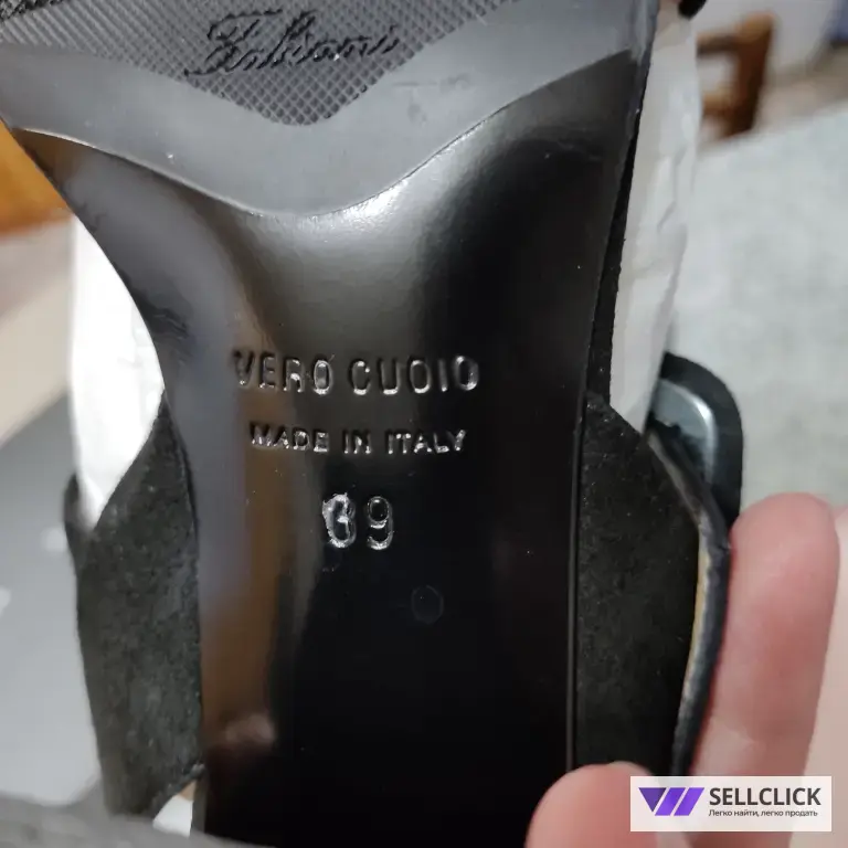 Босоножки Giovanni Fabiani 39р