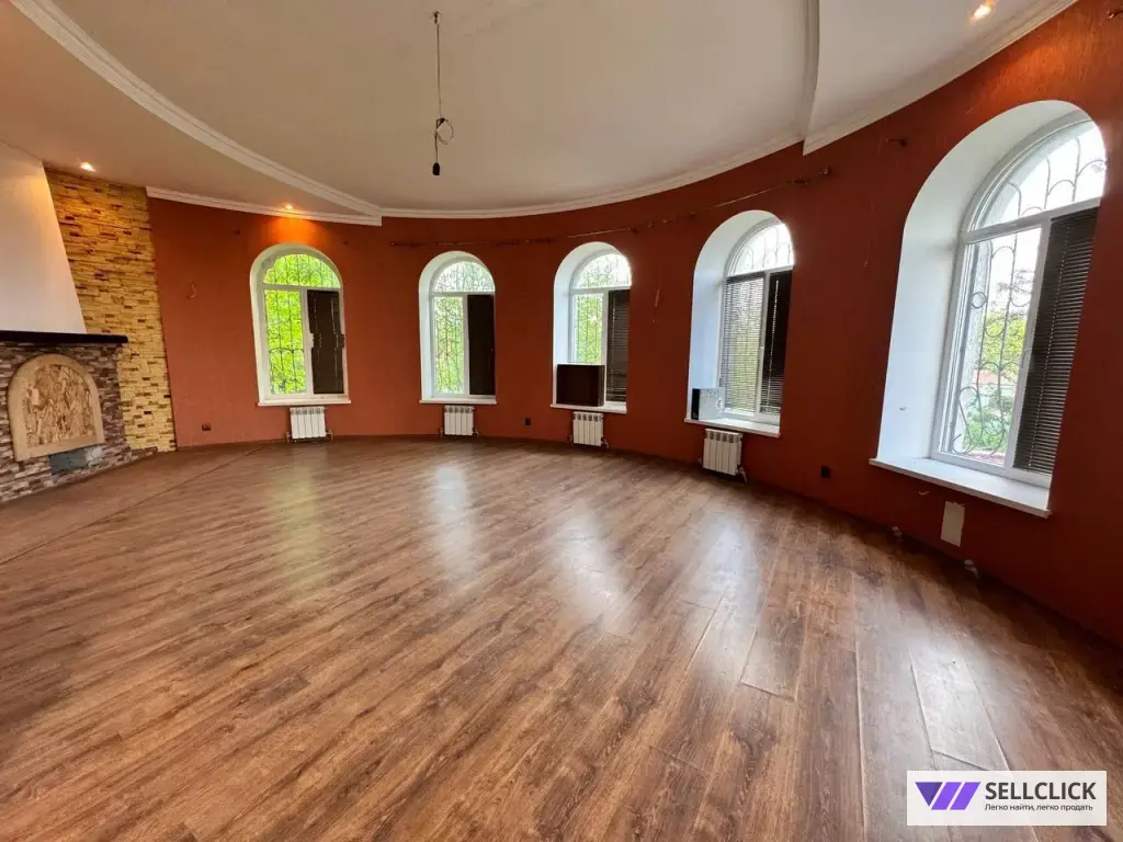 Продается просторный дом с панорамным видом на море