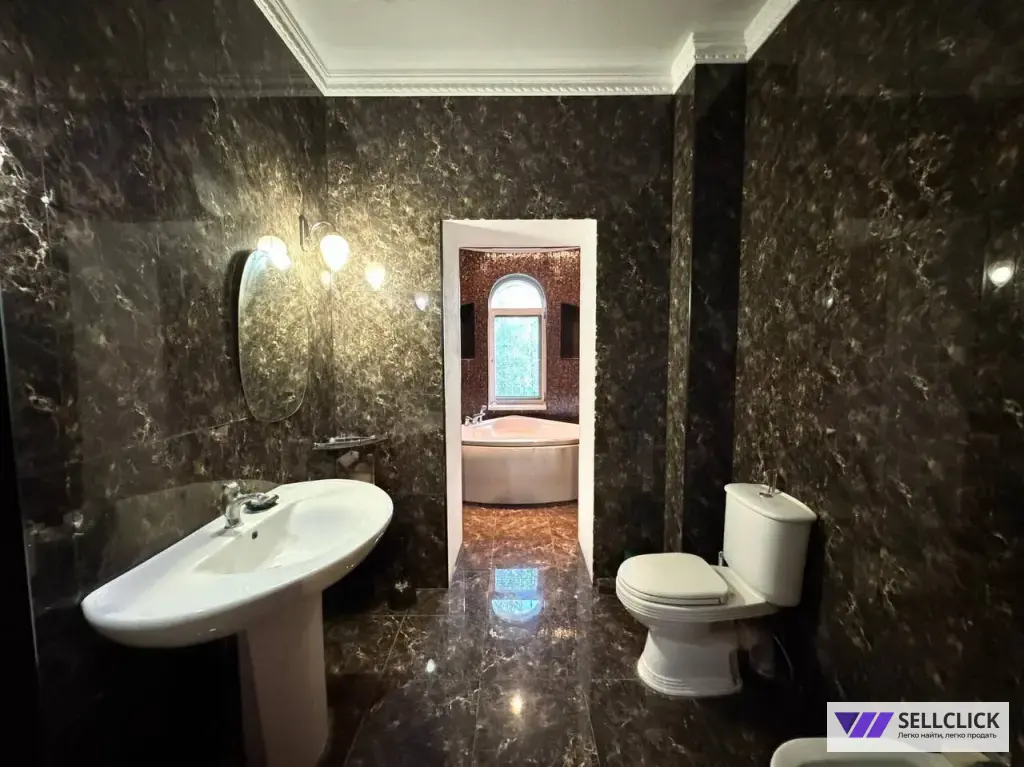 Продается просторный дом с панорамным видом на море