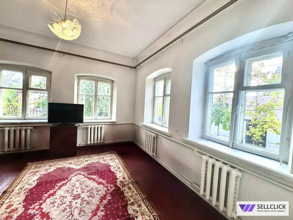 Продается дом в спальном районе