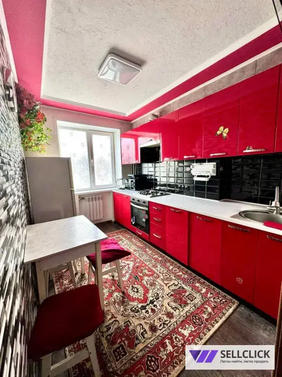 Продается просторная 3-х комнатная квартира