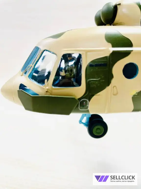 Модель вертолёта Ми-8