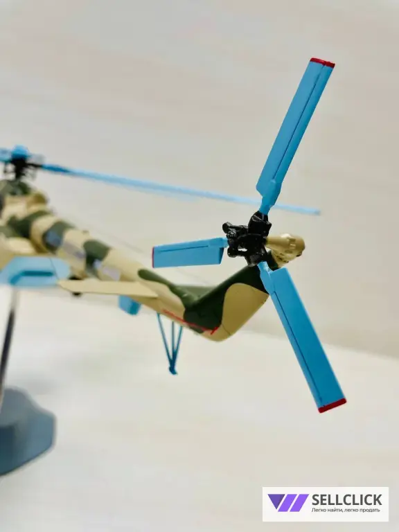 Модель вертолёта Ми-8