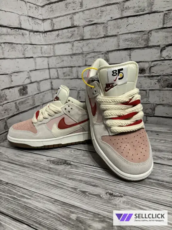 Кроссовки женские Nike SB Dunk Low x Otomo