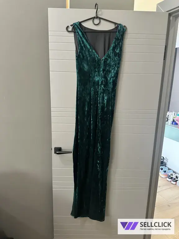 Женское платья.