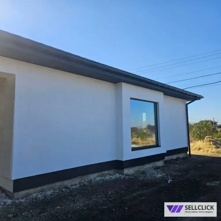 Продается дом с просторным участком и террасой