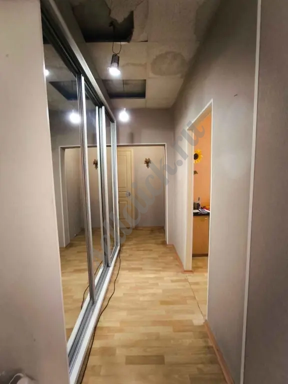 Продается 4-комнатная квартира в центре Левого берега