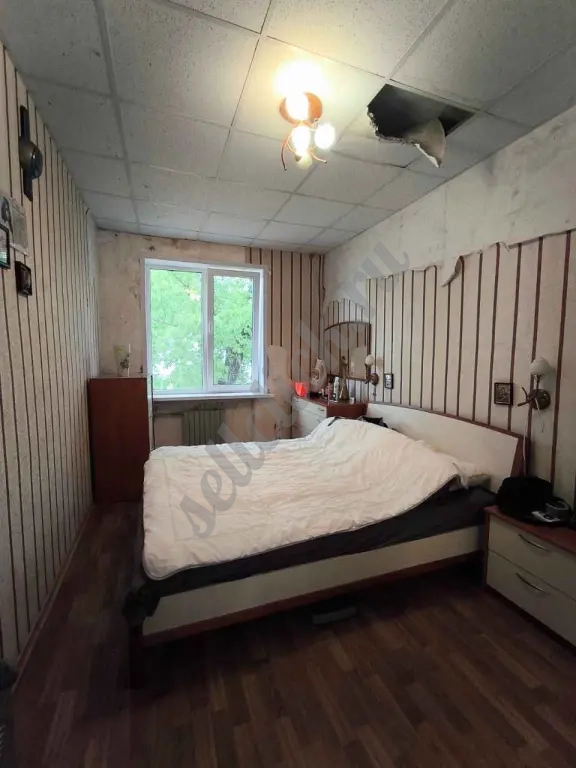 Продается 4-комнатная квартира в центре Левого берега