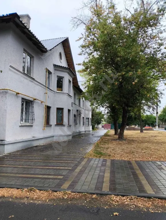 Продается 4-комнатная квартира в центре Левого берега